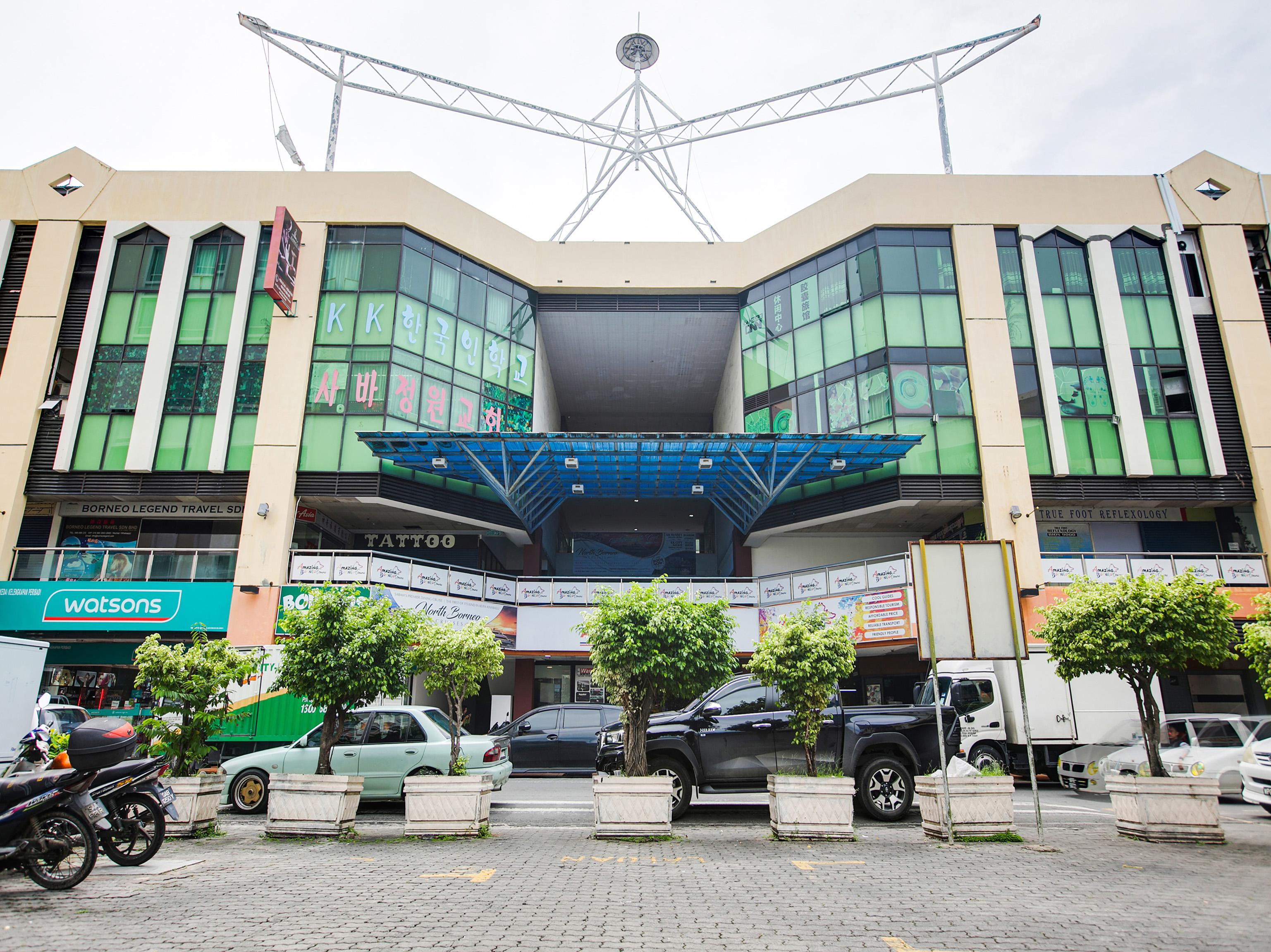 Spot On 89726 Capsule Inn Kota Kinabalu Exterior photo
