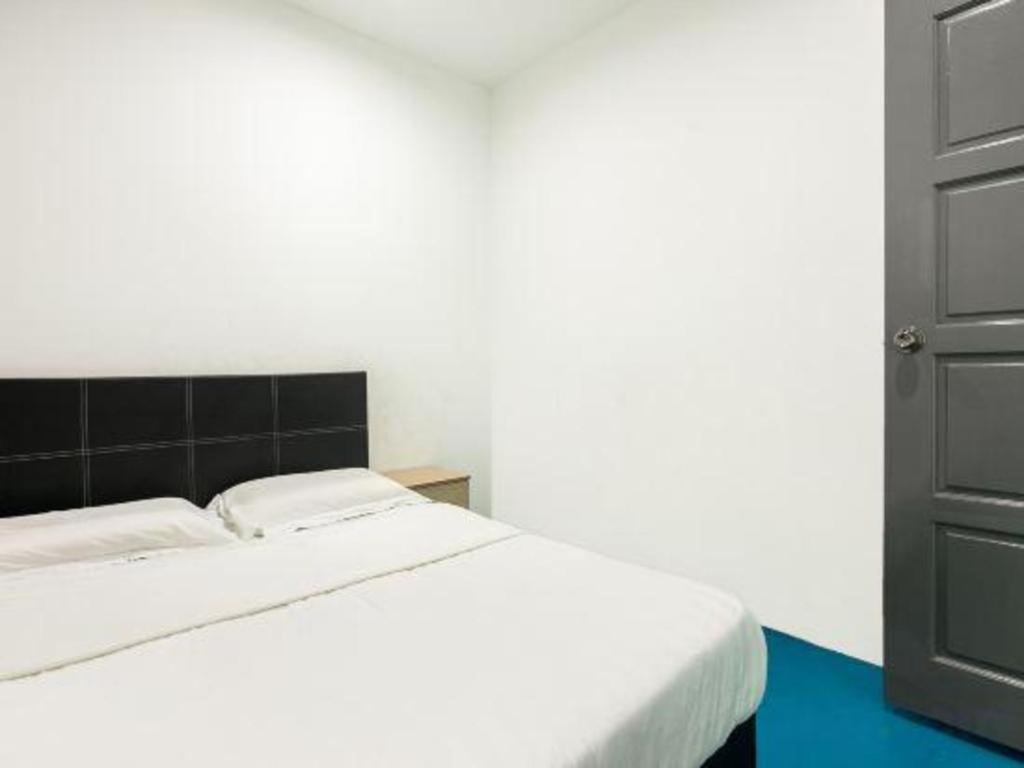 Spot On 89726 Capsule Inn Kota Kinabalu Exterior photo